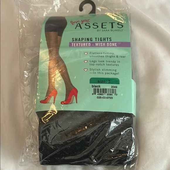 Spanx shape wear - Picture 1 of 2